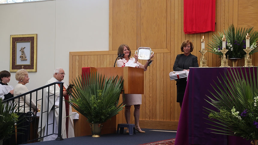 Lewis Award Mass honors Laurie Huger in her 'home' community