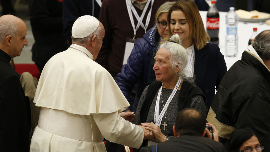 Having a friend who is poor will help you get to heaven, pope says