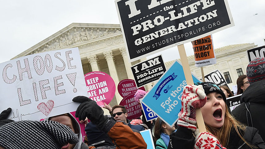  Pro-life advocates gather outside the U.S. Supreme Court in this file photo of the annual March for Life in Washington. (CNS photo/Leslie E. Kossoff)