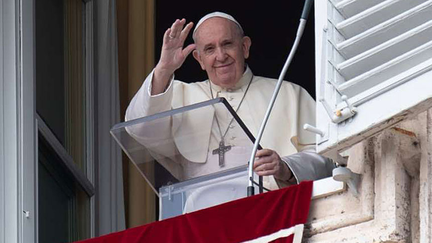 'Fratelli tutti': Pope Francis presents new encyclical in Angelus address