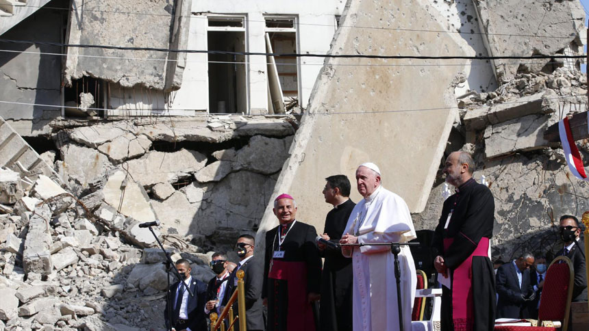 Life triumphs over death as Christians rebuild in Iraq, pope says