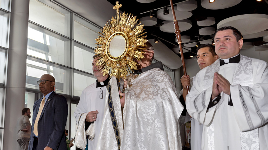 Catholic Diocese of Richmond - We have fantastic keynote speakers lined up  for the Eucharistic Congress – Archbishop Wilton D. Gregory of Washington  for the English-speaking track and Bishop Luis R. Zarama