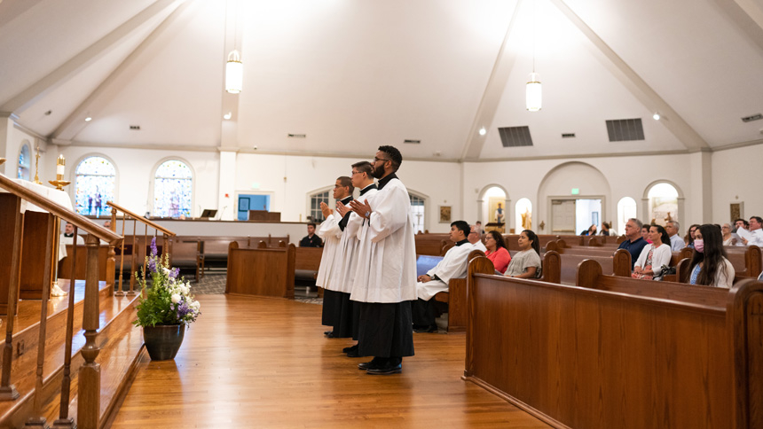 Seminarians close out summer, celebrate special Mass