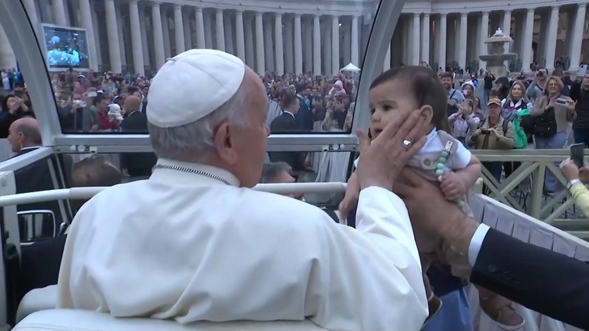 Pope encourages restless youth to become missionaries: 'Look to St. Francis Xavier'