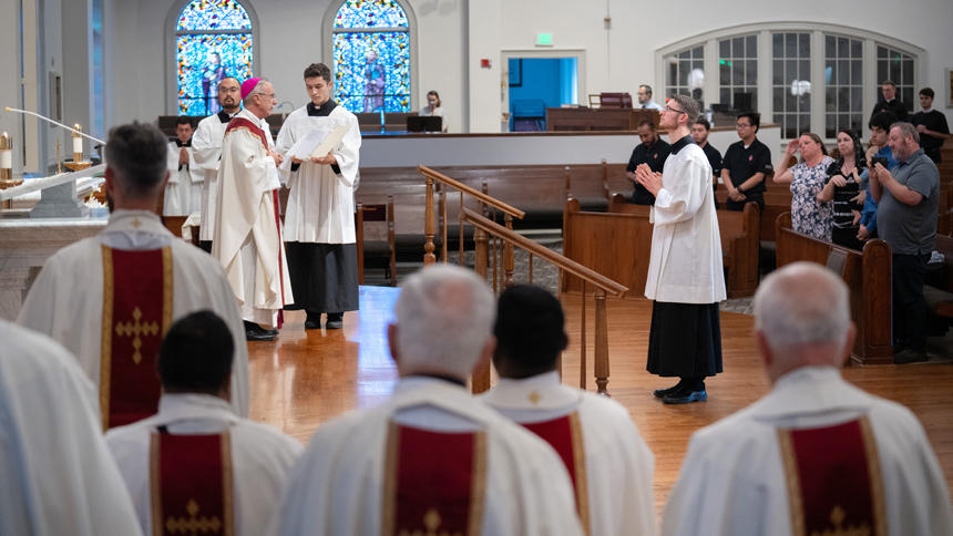 Seminarians convene for Mass of Candidacy