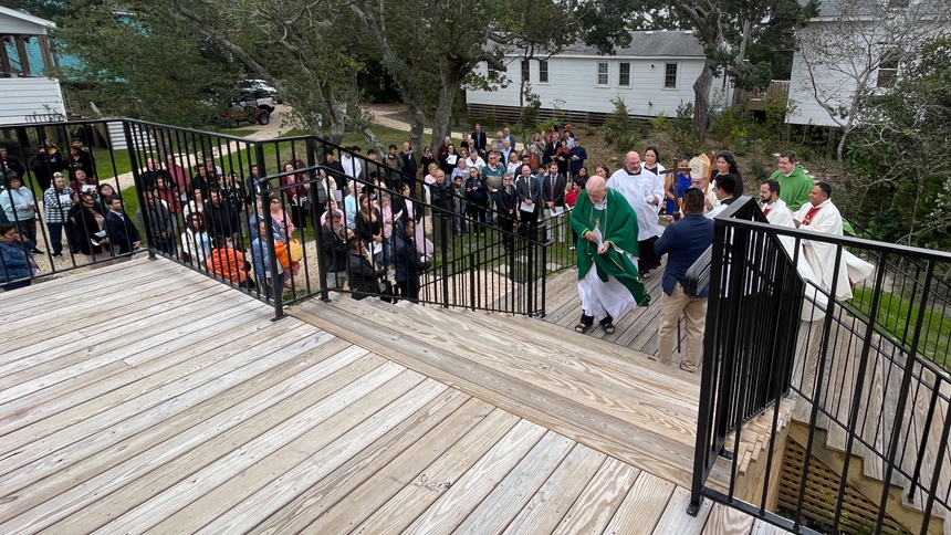 ‘A place for celebration’: A new chapel is dedicated in Ocracoke  