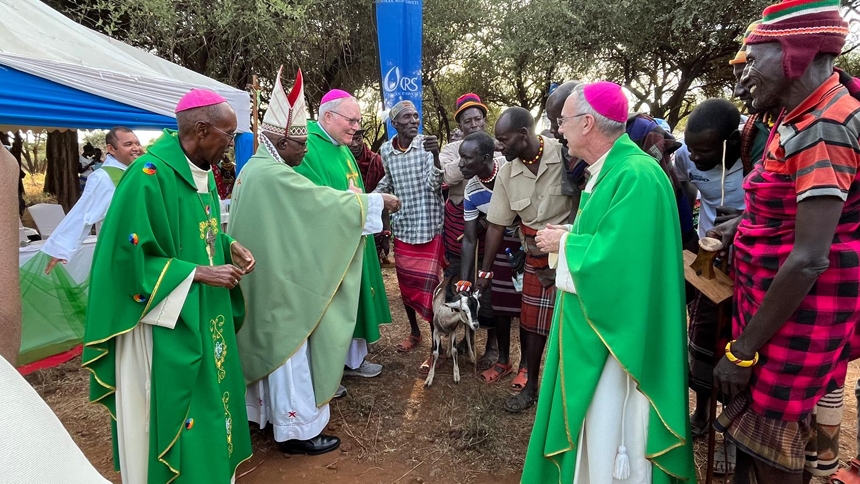 Bishop visits Kenya with CRS