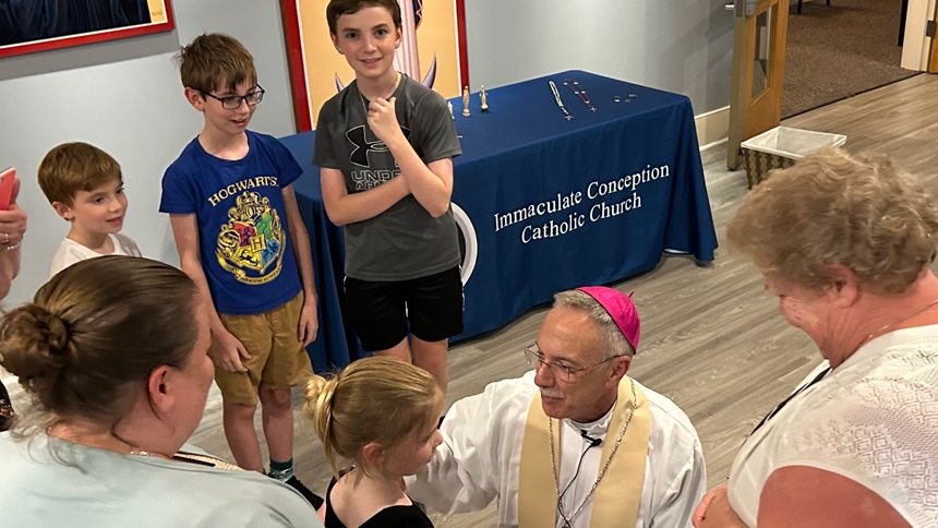 Traveling monstrance visits Wilmington