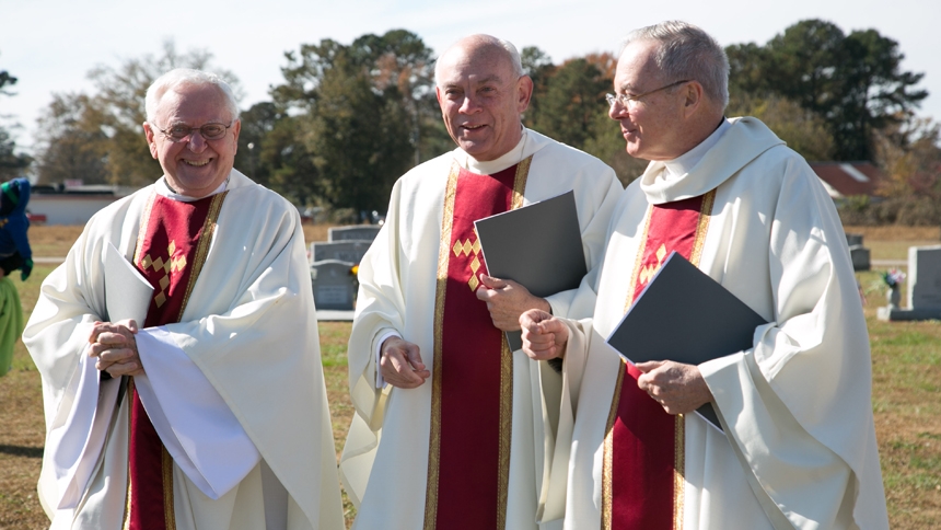 Monsignor Jeffrey Ingham, 76, dies in Raleigh