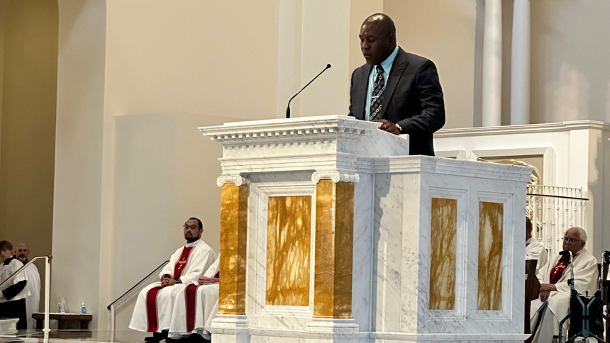 Diocesan school staff, clergy gather for Mass at cathedral