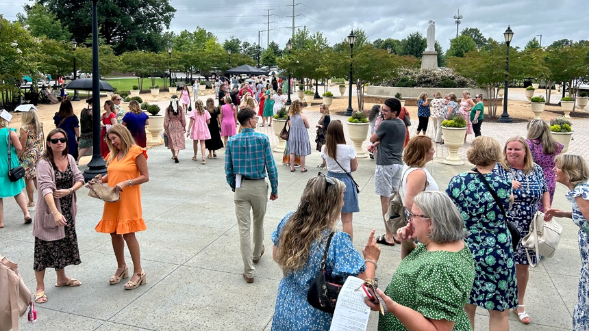 Diocesan school staff, clergy gather for Mass at cathedral