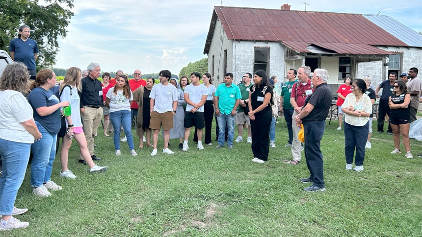 USCCB visits eastern NC to learn realities of migrant farm workers