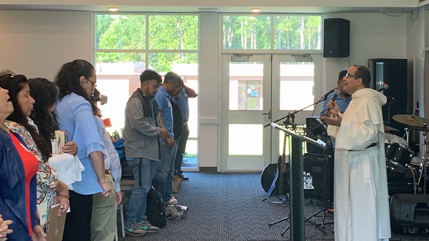 Friar Nelson Medina, O.P., leads Hispanic Ministry retreat
