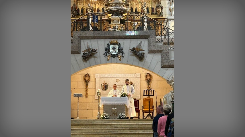Father Michael Schuetz and Bishop Luis Zarama celebrating Mass at Almudena Cathedral, Madrid