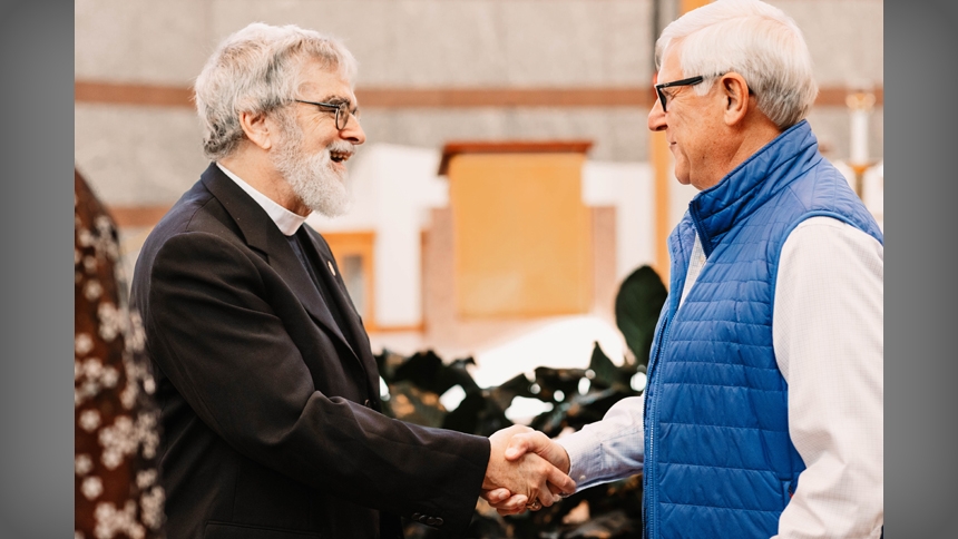 'Look up to the sky': Vatican astronomer visits New Bern