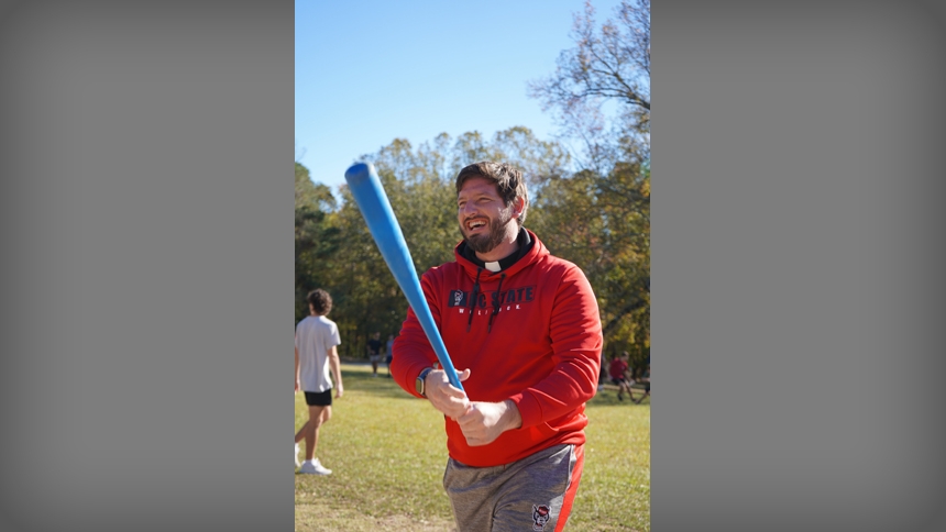 Unrivaled: College Catholics gather for sporting event
