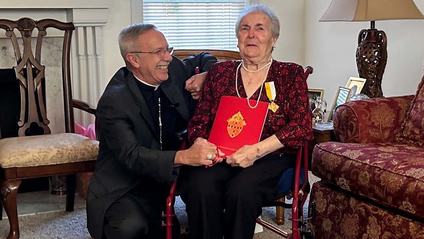 Bestowed: 16 in diocese receive papal honors