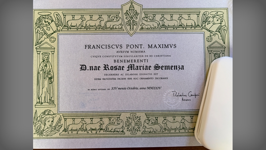 Bestowed: 16 in diocese receive papal honors