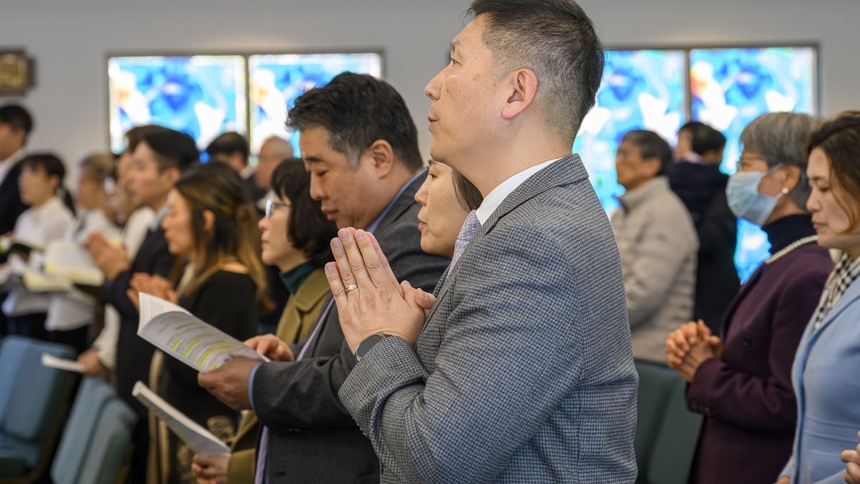 Bishop confirms 26 at St. Ha Sang Paul Jung