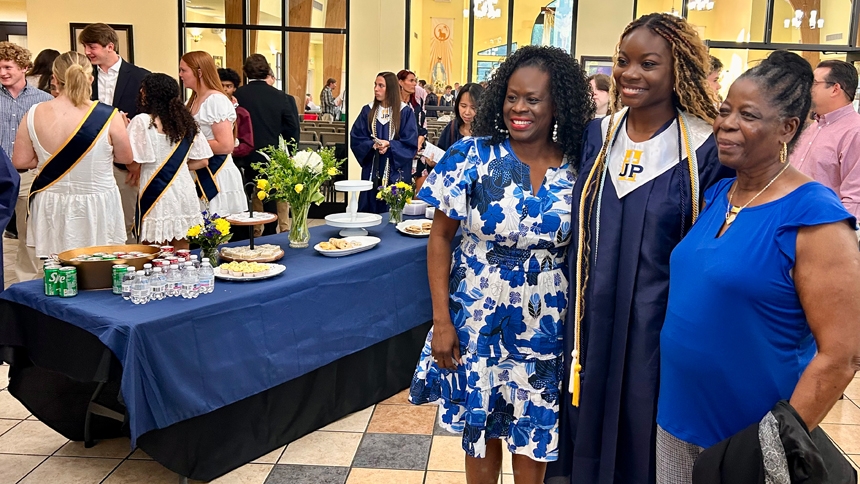 JPII High School community celebrates baccalaureate