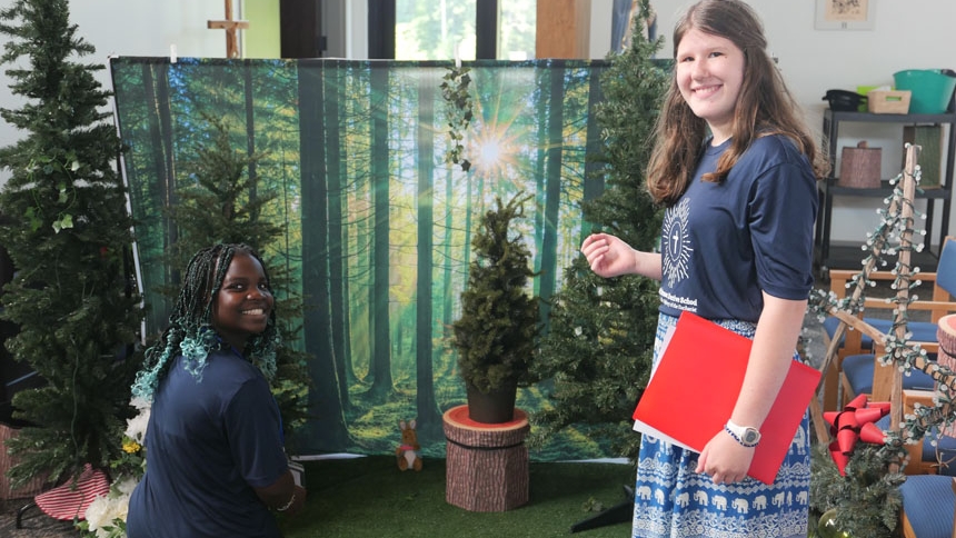 Children investigate the Eucharist at Mother Teresa Parish Detective School