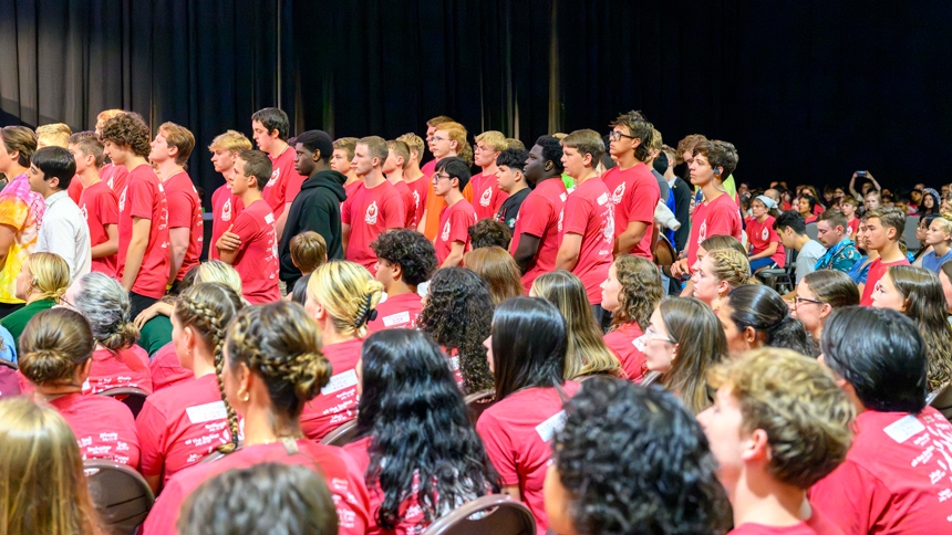‘More than an event … a spark’ Bishop Luis urges youth at conference to embrace prayer and Jesus