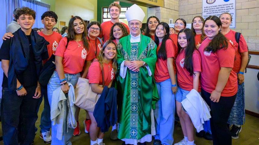 ‘More than an event … a spark’ Bishop Luis urges youth at conference to embrace prayer and Jesus
