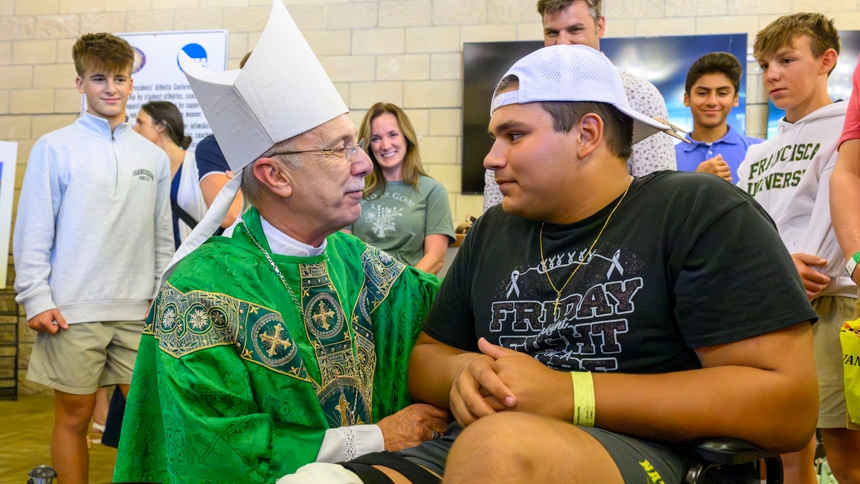 ‘More than an event … a spark’ Bishop Luis urges youth at conference to embrace prayer and Jesus