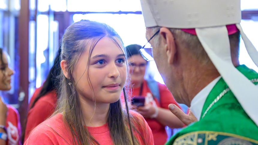‘More than an event … a spark’ Bishop Luis urges youth at conference to embrace prayer and Jesus
