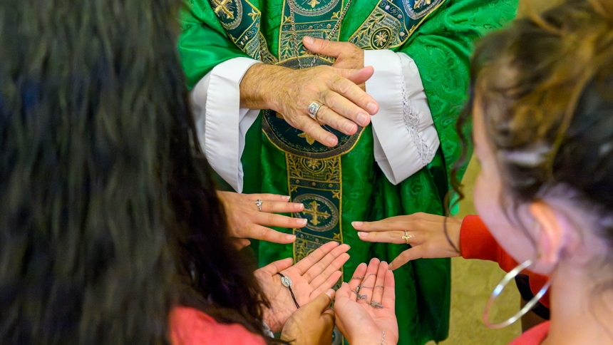 ‘More than an event … a spark’ Bishop Luis urges youth at conference to embrace prayer and Jesus