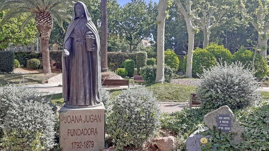 Statue of Saint Jeanne Jugan; Jordi Gili, CC BY-SA 4.0, via Wikimedia Commons