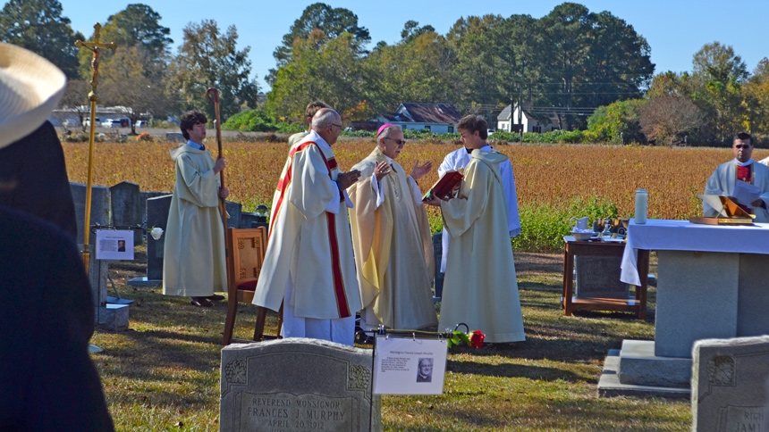 Bishop shares reminders of eternal life at annual Mass