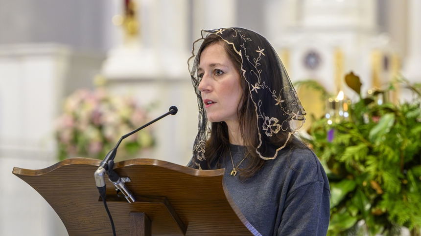 Homeschool families celebrate Mass at cathedral 