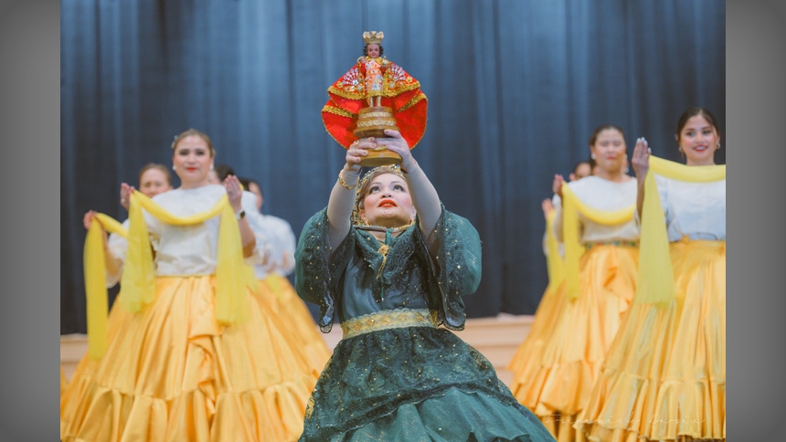 Sinulog festival warms the Filipino Community