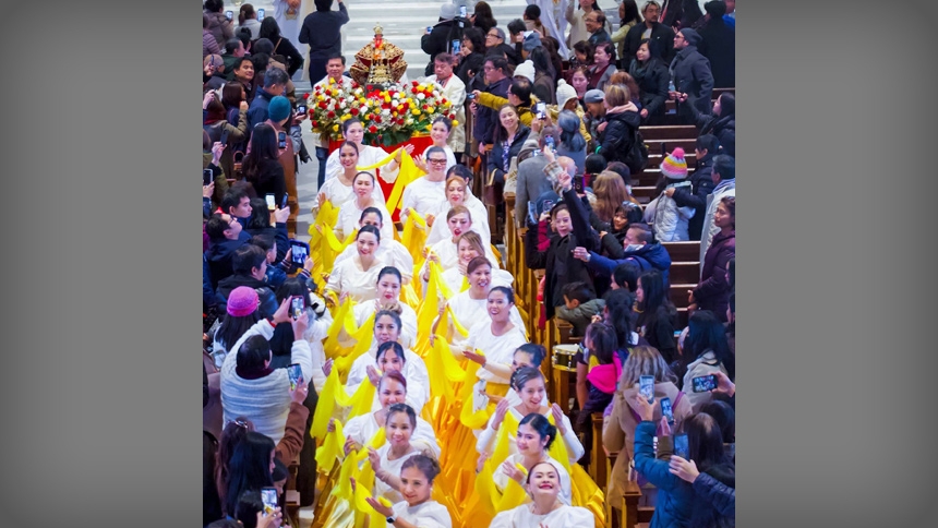 Sinulog festival warms the Filipino Community