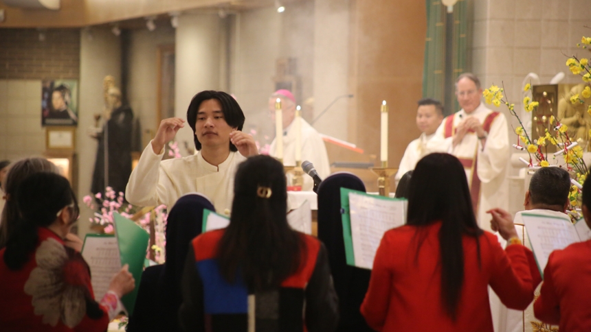 Vietnamese Catholics in Eastern North Carolina welcome Year of the Horse with faith and tradition