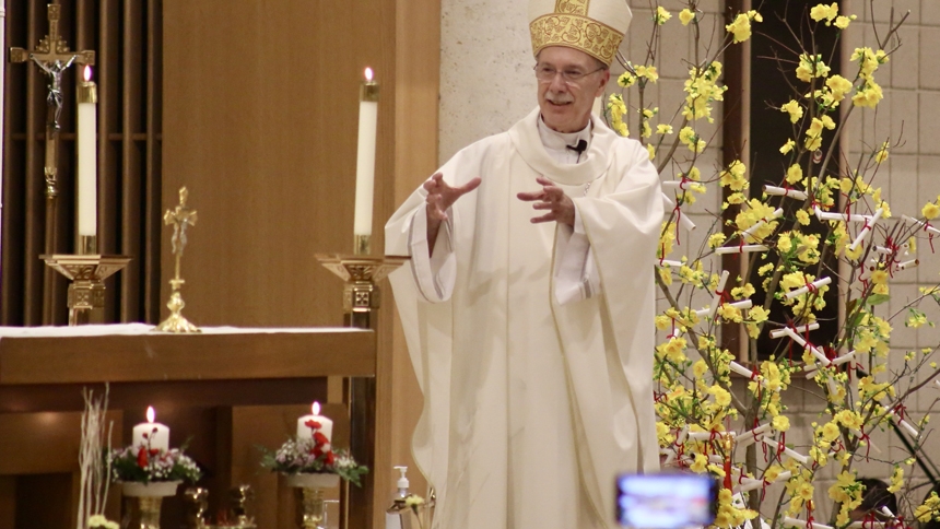 Vietnamese Catholics in Eastern North Carolina welcome Year of the Horse with faith and tradition