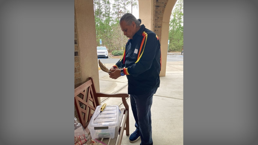 ‘Loving our neighbors’: Brother Mickey McGrath leads Lenten art retreat 