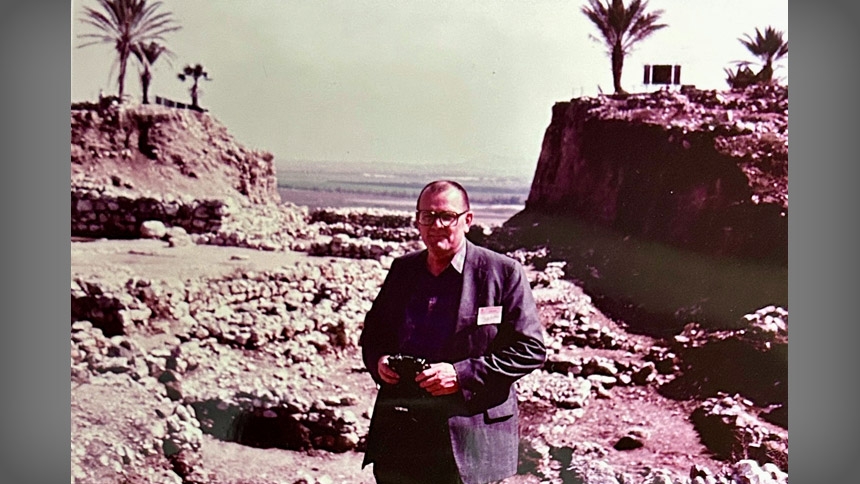 Monsignor Frank Moeslein, 93, dies in Southern Pines