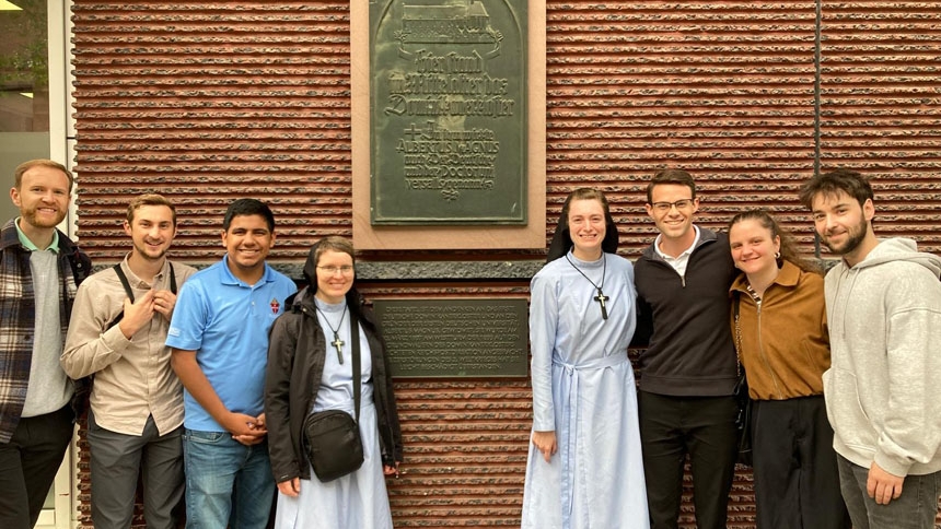 ‘We simply lived’ Four seminarians and a summer alongside the Sisters of Mercy