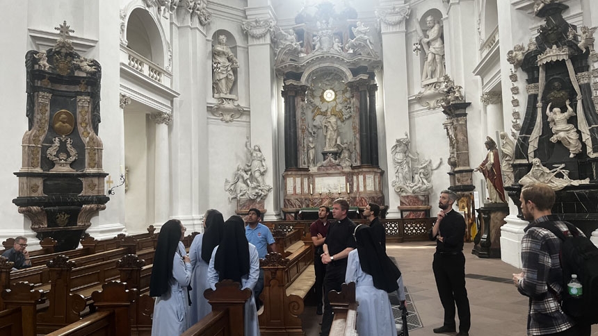 ‘We simply lived’ Four seminarians and a summer alongside the Sisters of Mercy