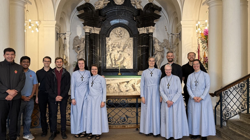 ‘We simply lived’ Four seminarians and a summer alongside the Sisters of Mercy