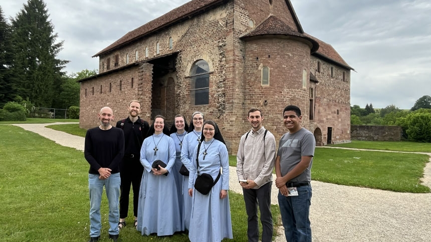 ‘We simply lived’ Four seminarians and a summer alongside the Sisters of Mercy
