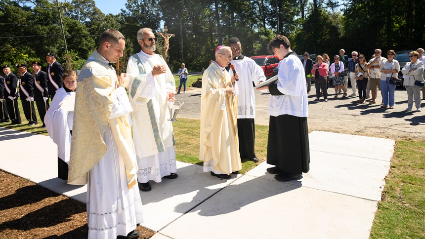 St. Stanislaus celebrates new pastor, parish hall