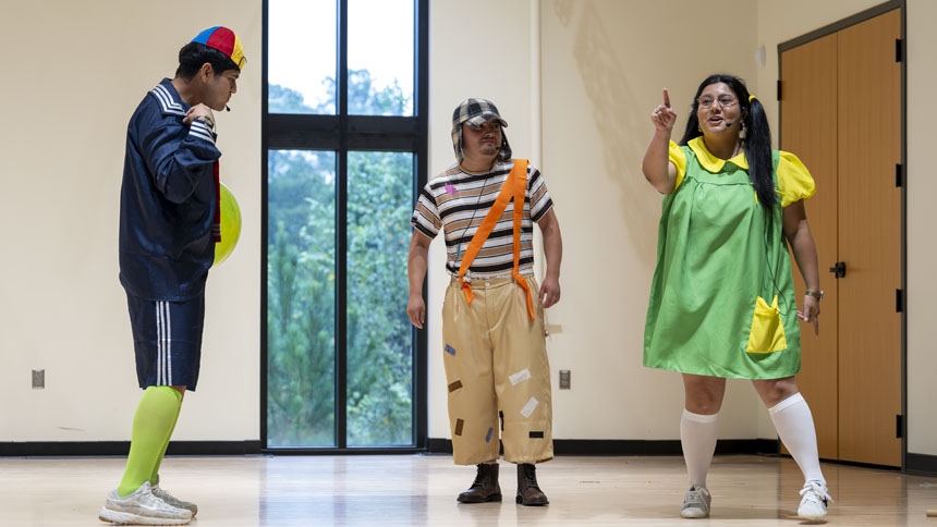 Hispanic Heritage event is expression of unity in diversity