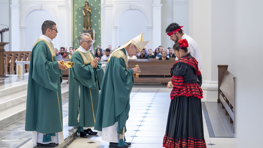 Hispanic Heritage event is expression of unity in diversity