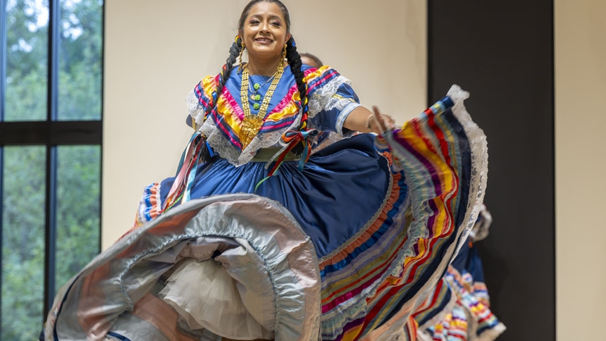 Hispanic Heritage event is expression of unity in diversity