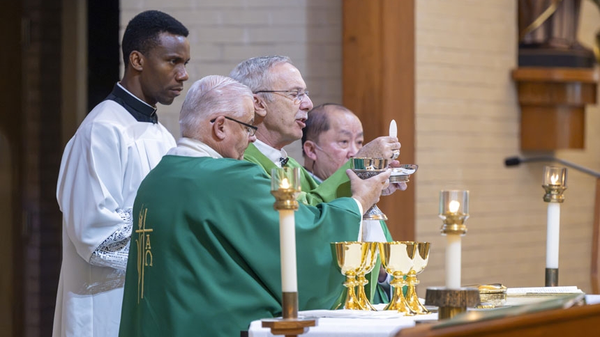 ‘So overwhelming’ Sacred Heart holds 85th anniversary celebration