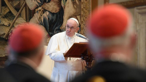 Pope to Curia: crisis helps renewal, conflict creates discord