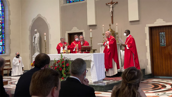 The faithful celebrate Red Mass